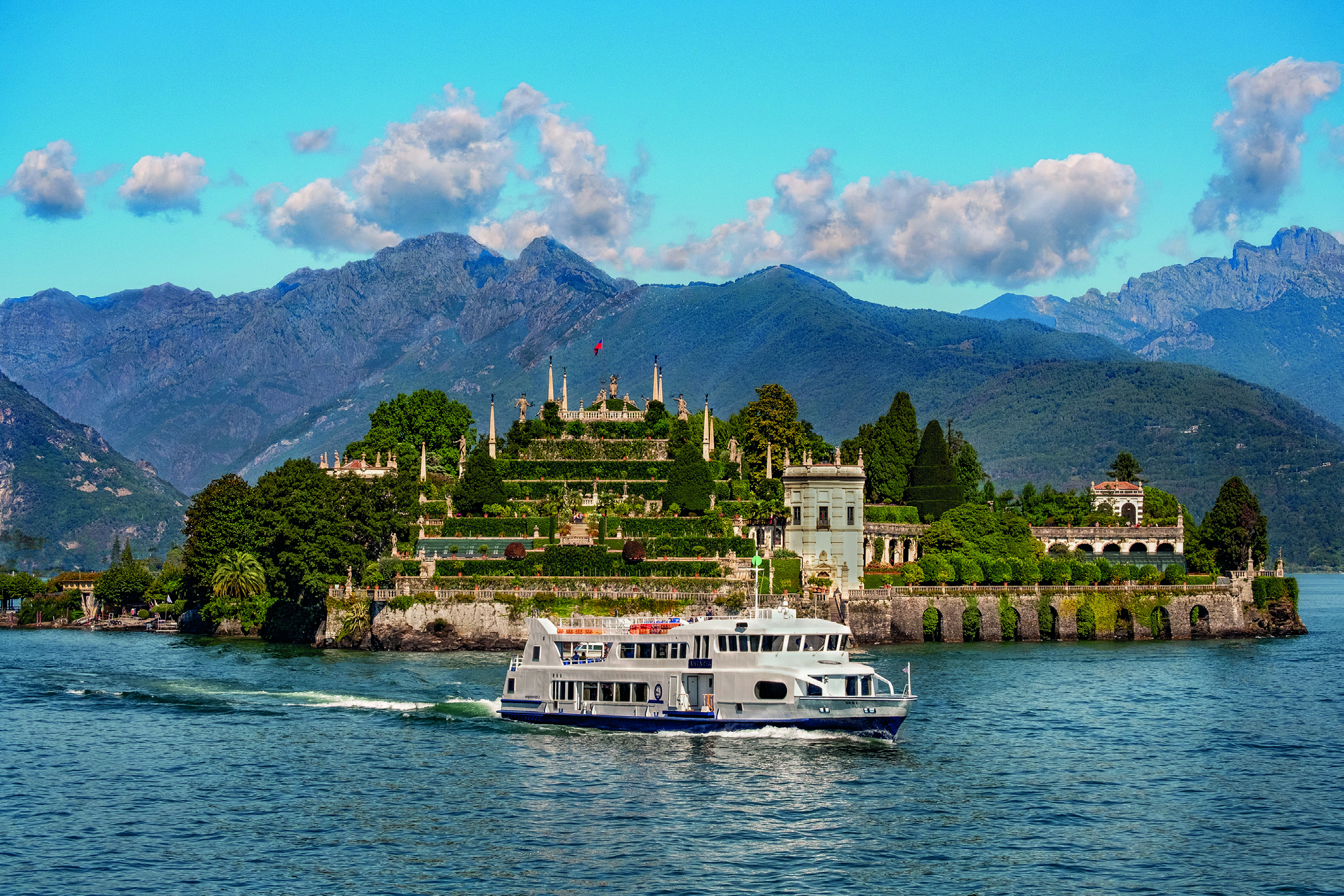 boat trips on lake maggiore